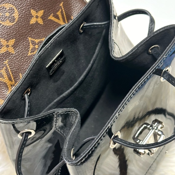 Louis Vuitton Hot Springs Backpack - Picture 8 of 9